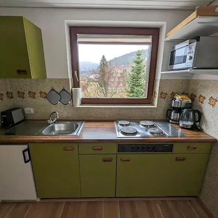 C1 Albmatte-fewo Sauna, Hallenbad Aussenbecken Massagen Nebenan شقة